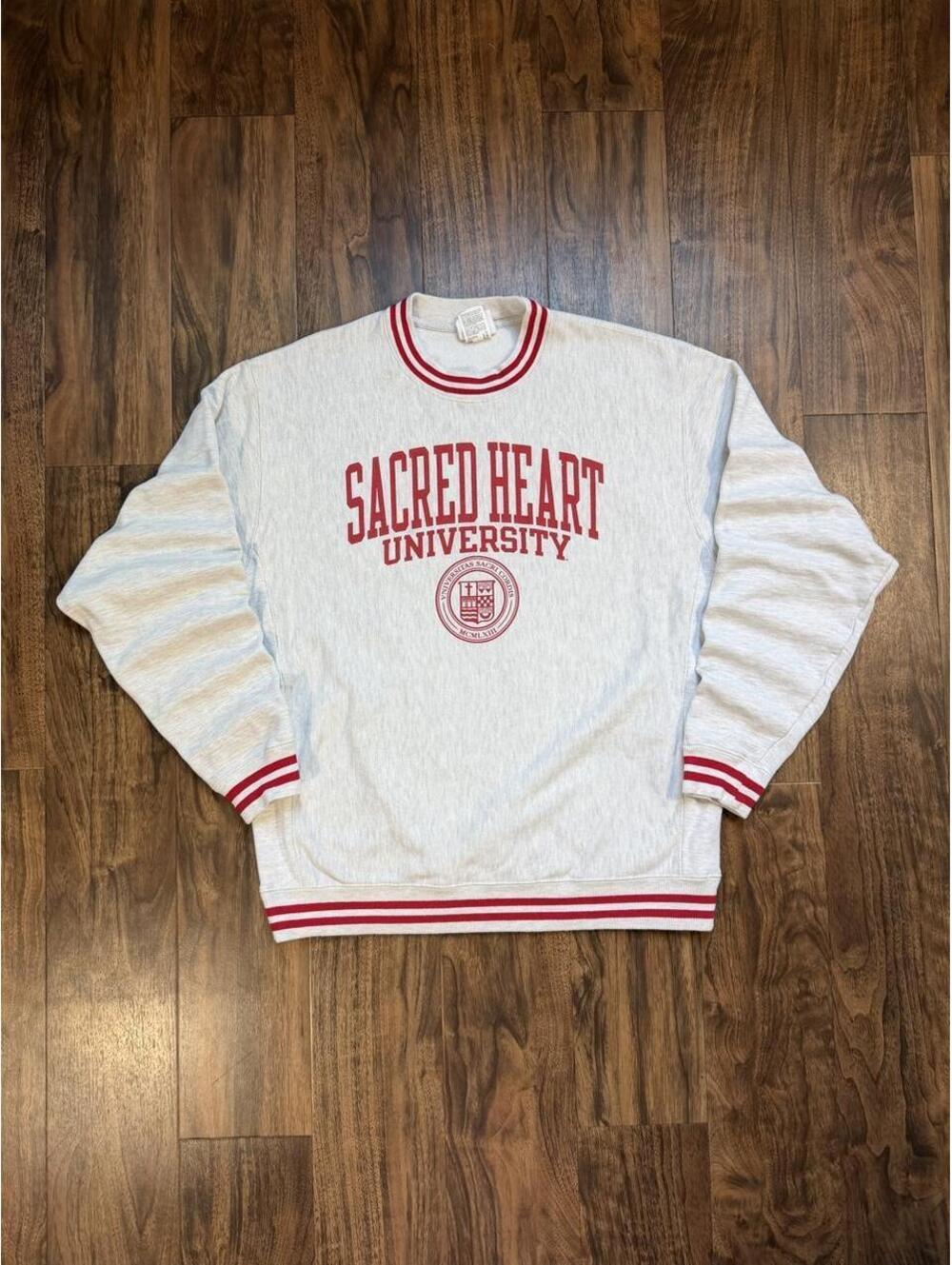 Vintage Sacred Heart University Champion Reverse Weave Collegiate Sweatshirt L